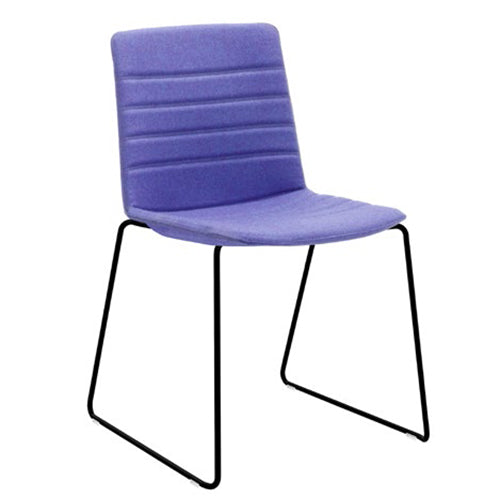 Jubel fully upholstered with Stitching Detail