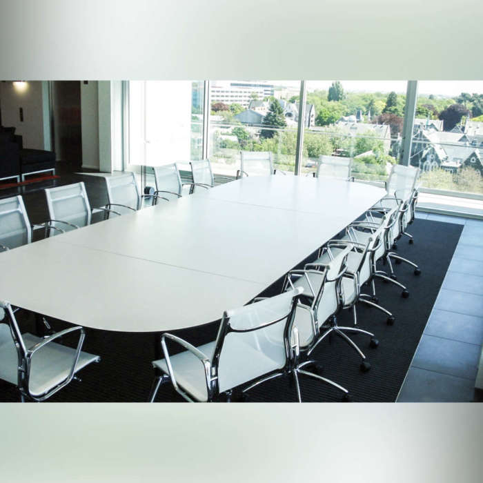 UR Boardroom Table AH