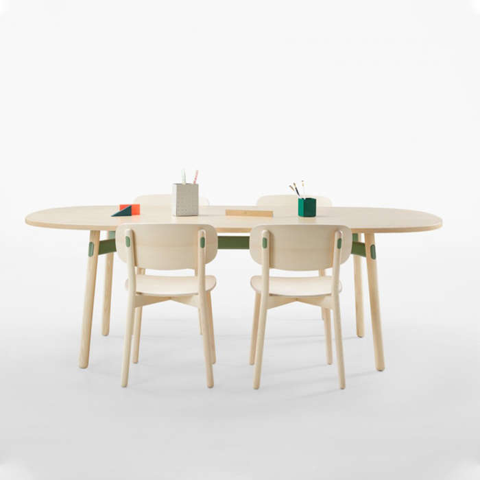 Okidoki Ash legs with Pale Eucalyptus frame & chairs