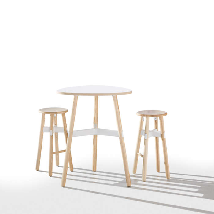 Okidoki Ash legs with satin white frame bar leaner & stools