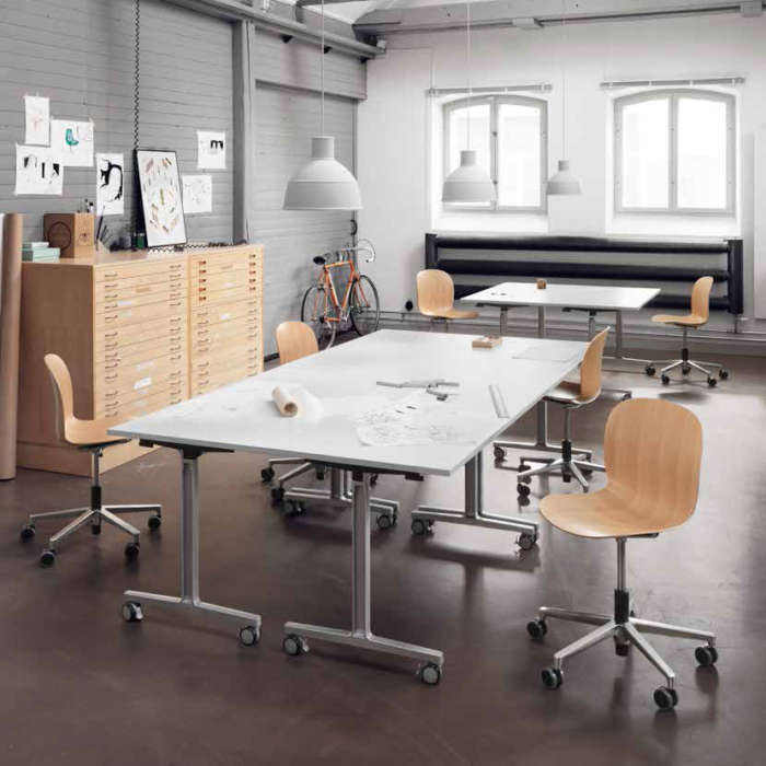 The Noor chair -office space