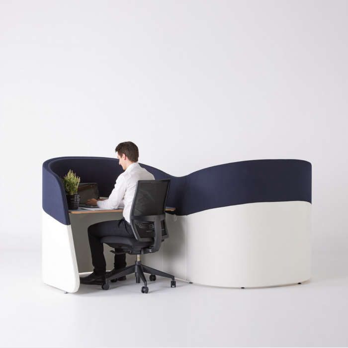 Park Privacy Office Pod in use